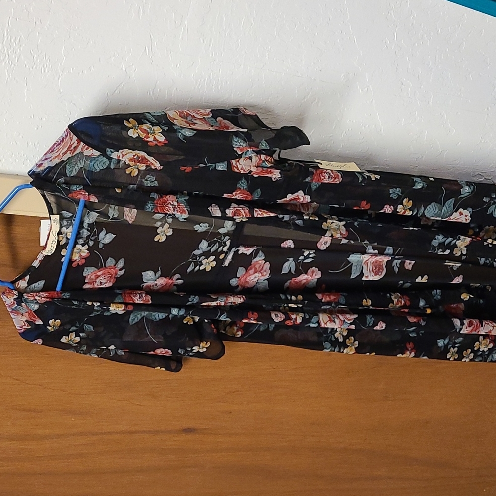 Cardigan - Picture 3 of 3